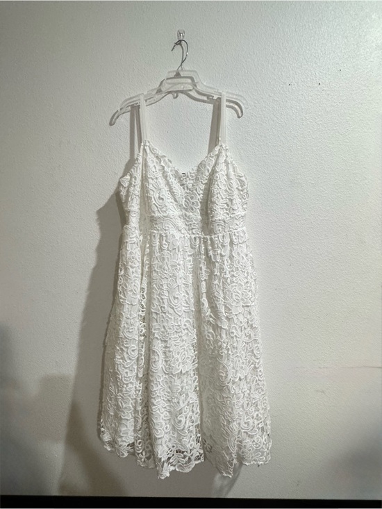 torrid Dresses & Skirts - torrid White Lace Midi Dress with Spaghetti Straps
